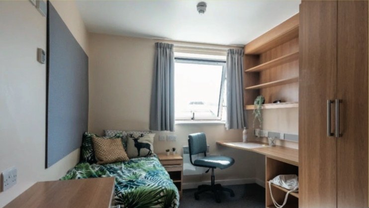 University of Surrey – accommodation photo 3